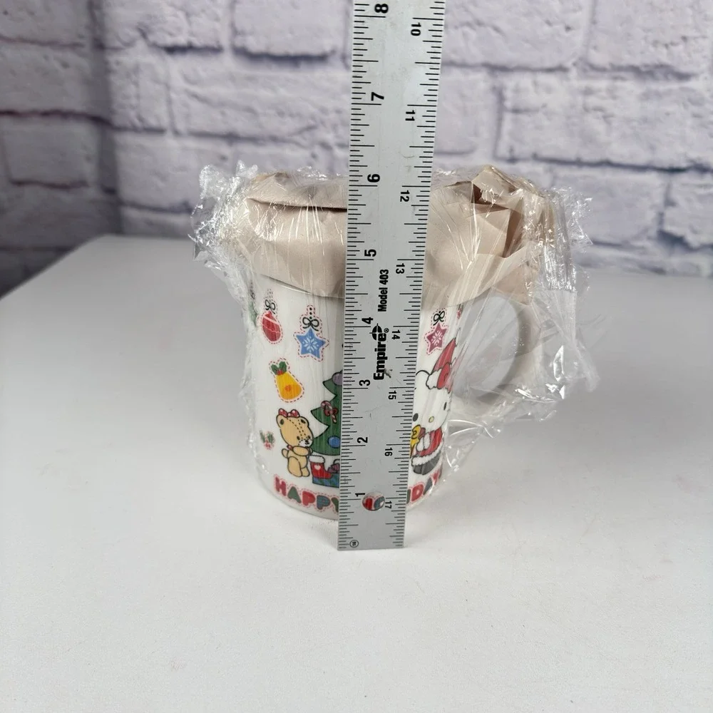 Hello Kitty Happy Holidays Ceramic Coffee Tea Cup Mug With 3D Christmas Tree Lid